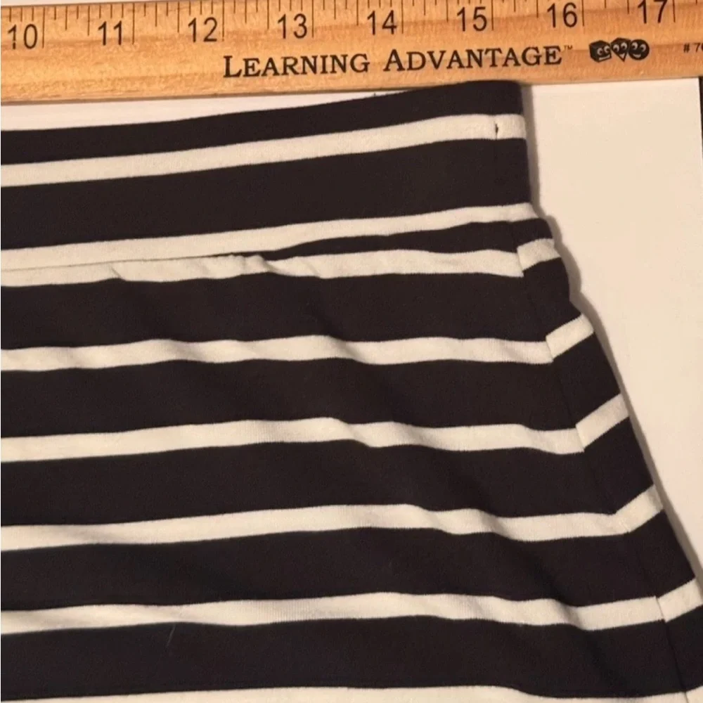 Tommy‎ Bahama Portside Stripe Short Skirt Women's Small Black White NWOT